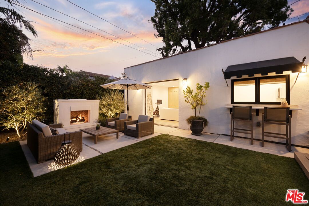 Backyard, Exterior, Fireplace