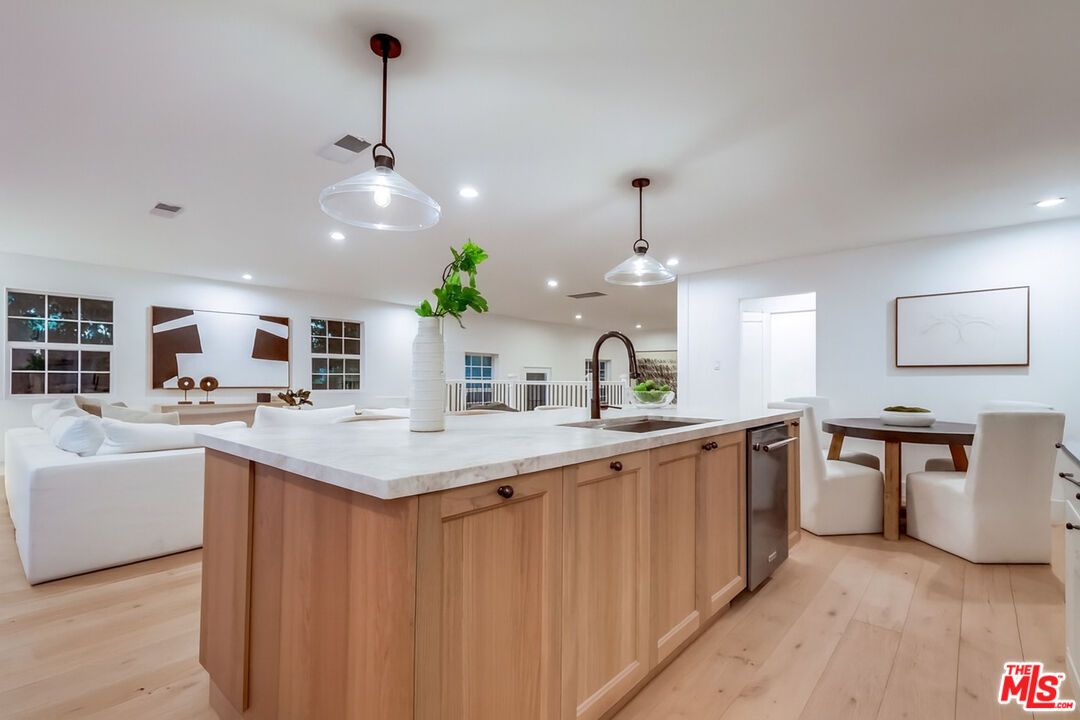 Dining room, Interior, Kitchen, Living room, Pendant Lights, Recessed Lighting, Wood Texture Flooring