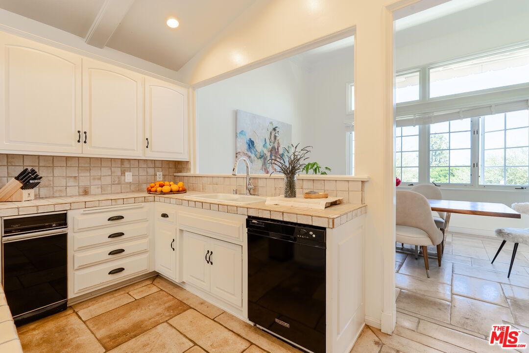 Interior, Kitchen, Recessed Lighting, Tile Countertops