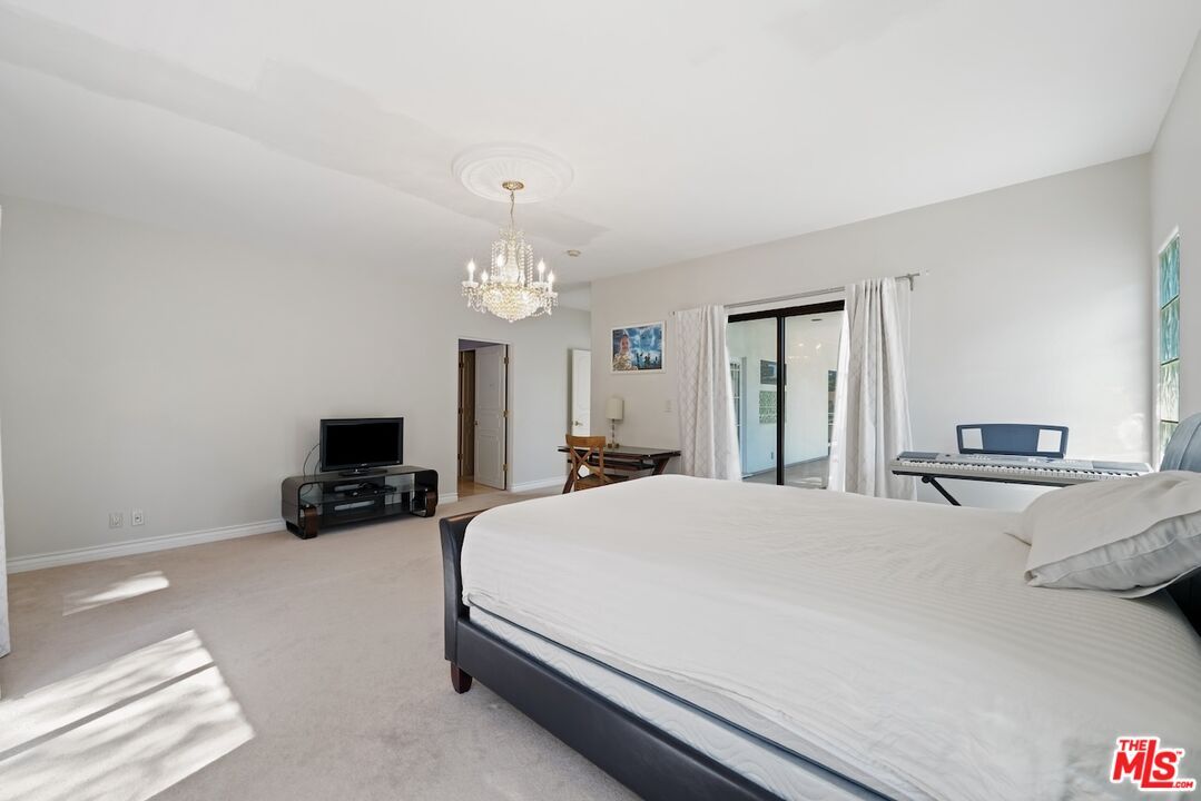 Bedroom, Chandelier, Interior