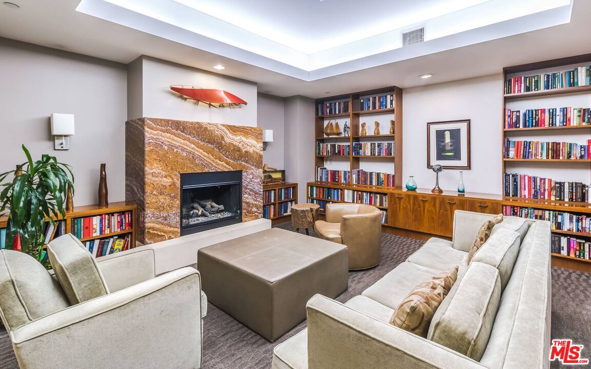 Fireplace, Interior, Living room, Recessed Lighting