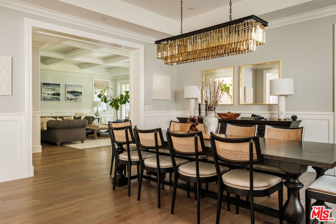 Chandelier, Dining room, Interior, Living room, Wood Texture Flooring