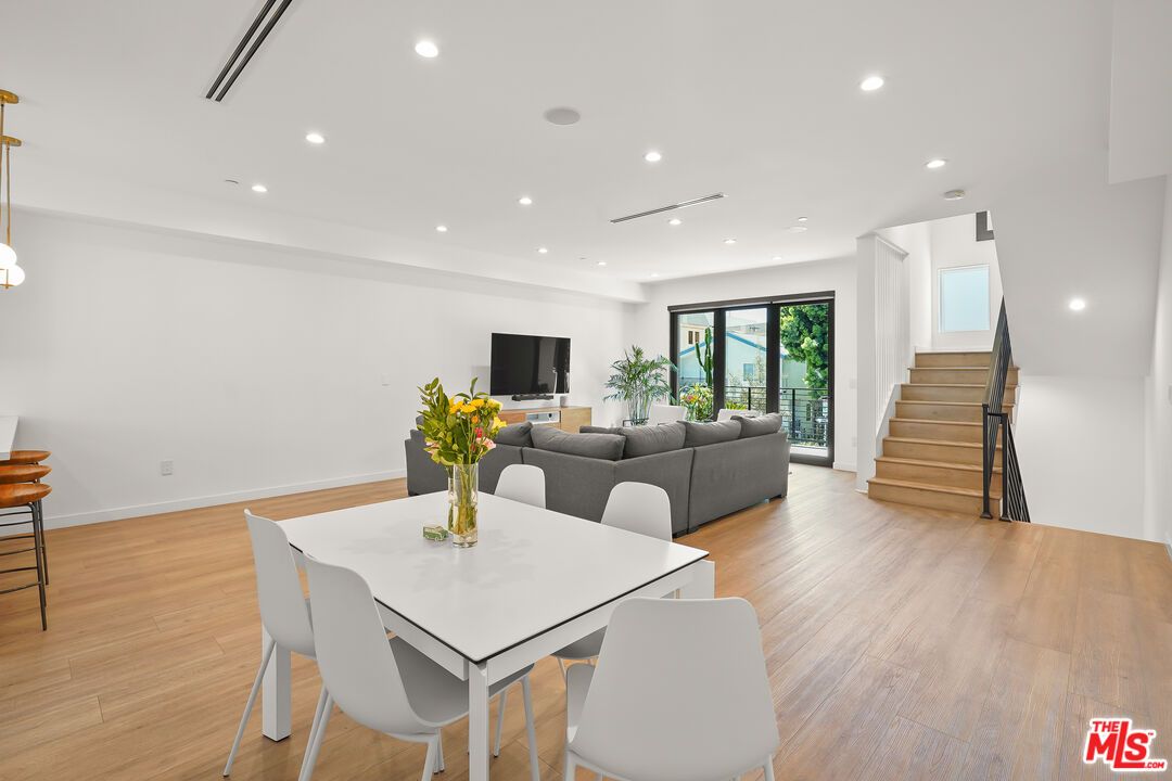 Dining room, Interior, Living room, Pendant Lights, Recessed Lighting, Wood Texture Flooring