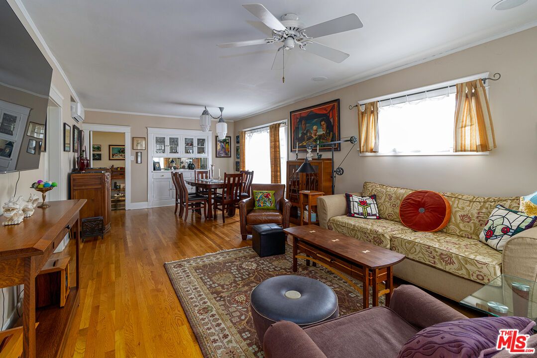 Dining room, Interior, Living room, Wood Texture Flooring