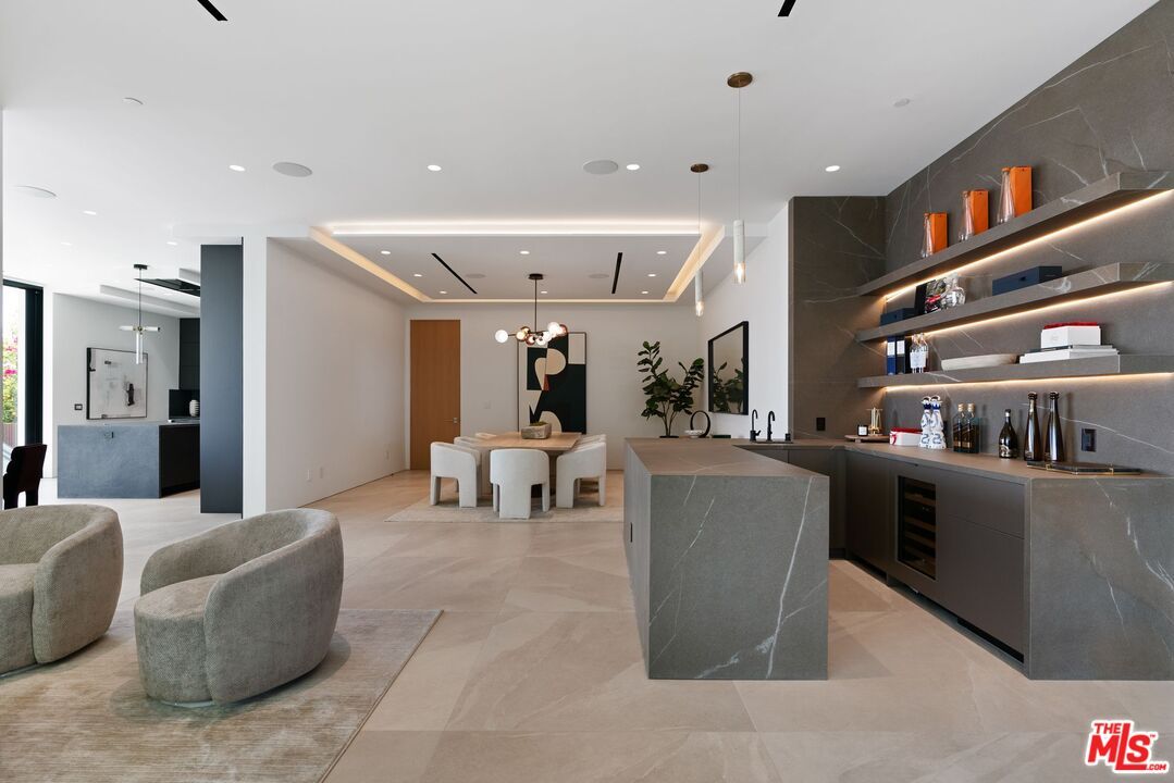 Dining room, Interior, Pendant Lights, Recessed Lighting