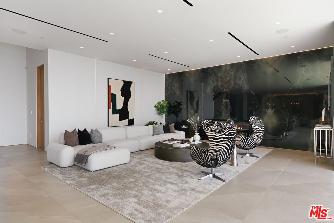 Interior, Living room, Recessed Lighting