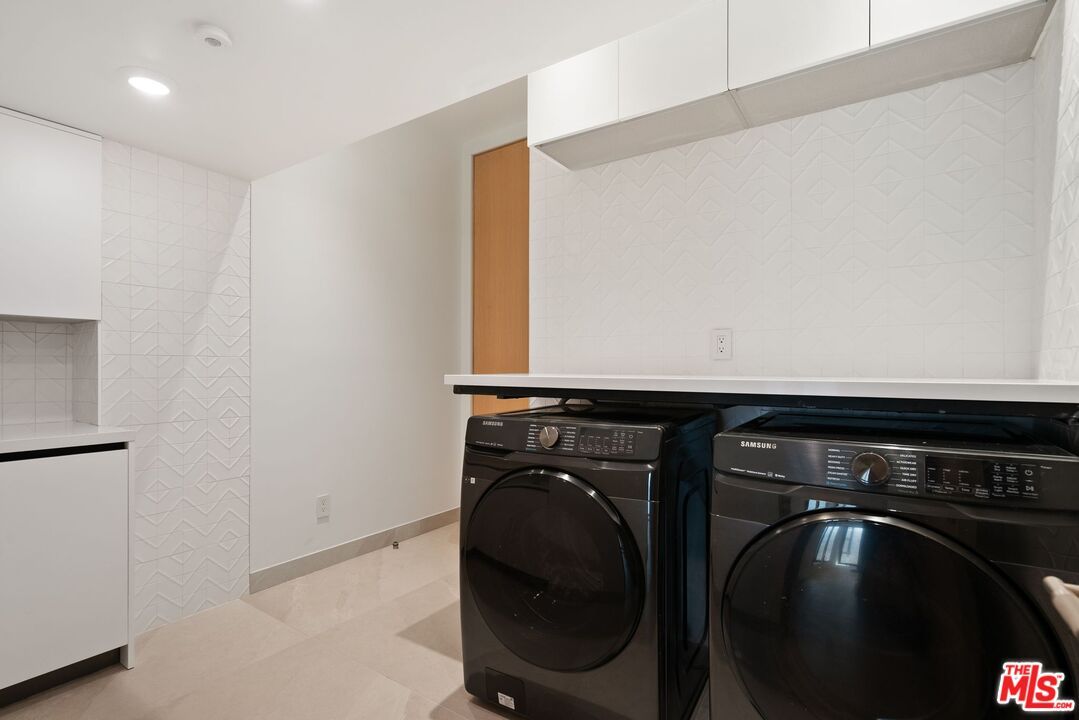 Interior, Recessed Lighting, Washer