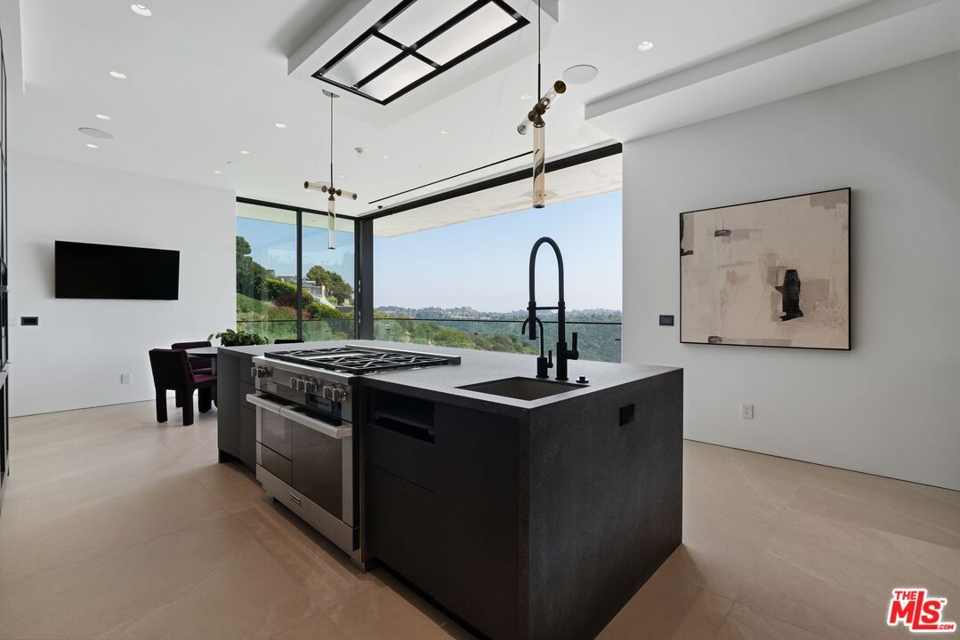 Dining room, Interior, Kitchen, Pendant Lights, Recessed Lighting