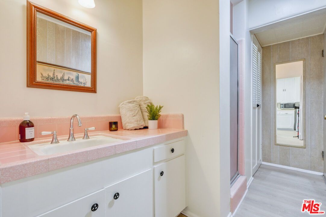 Bathroom, Interior, Tile Countertops, Wood Texture Flooring