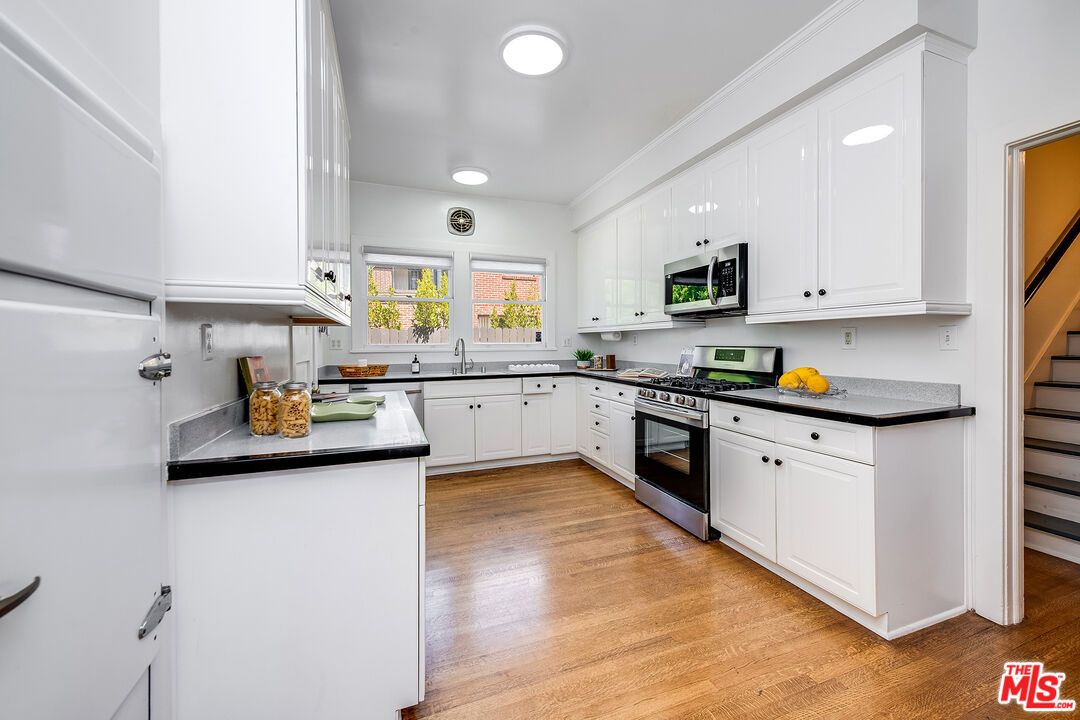 DE Listing image placeholder