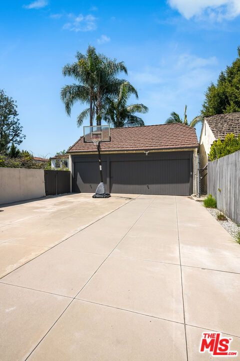 DE Listing image placeholder