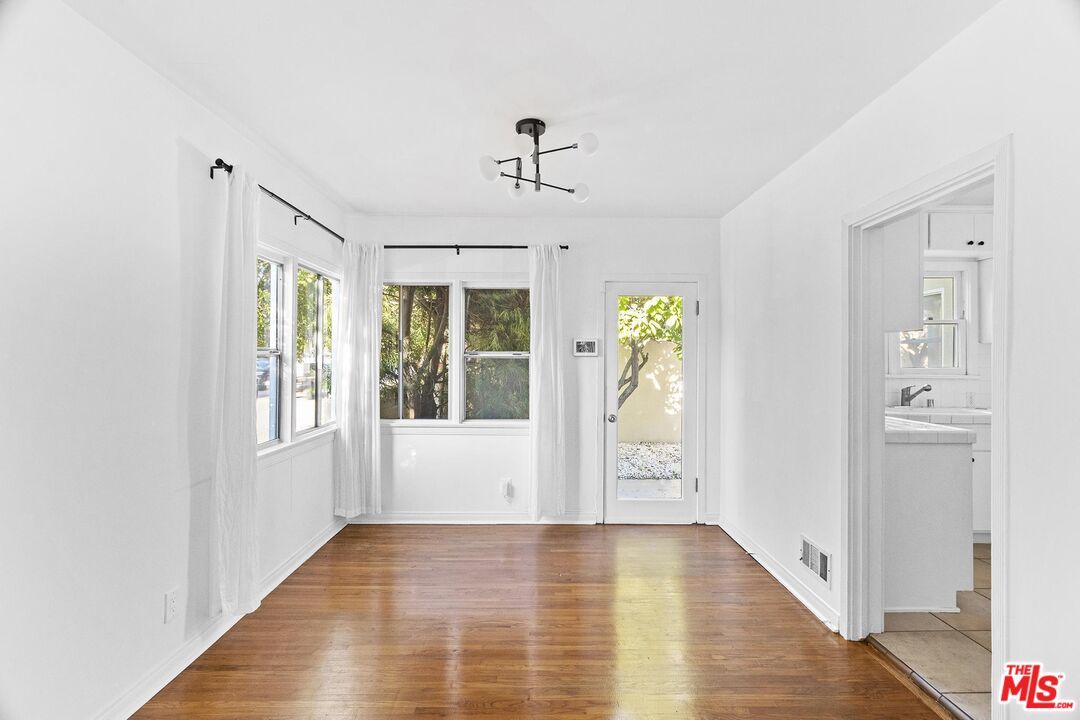 Bathroom, Empty room, Interior, Pendant Lights, Wood Texture Flooring