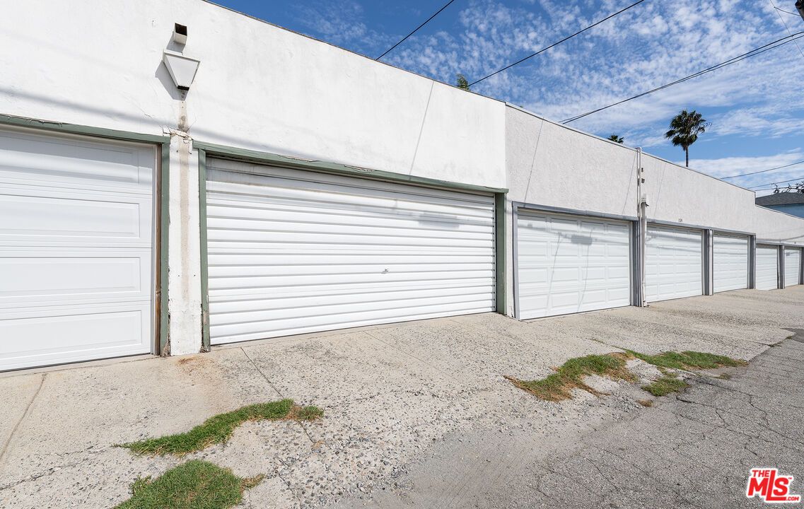 DE Listing image placeholder