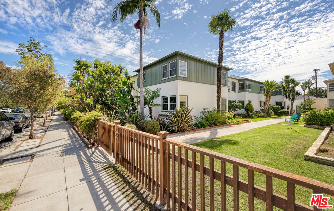 DE Listing image placeholder