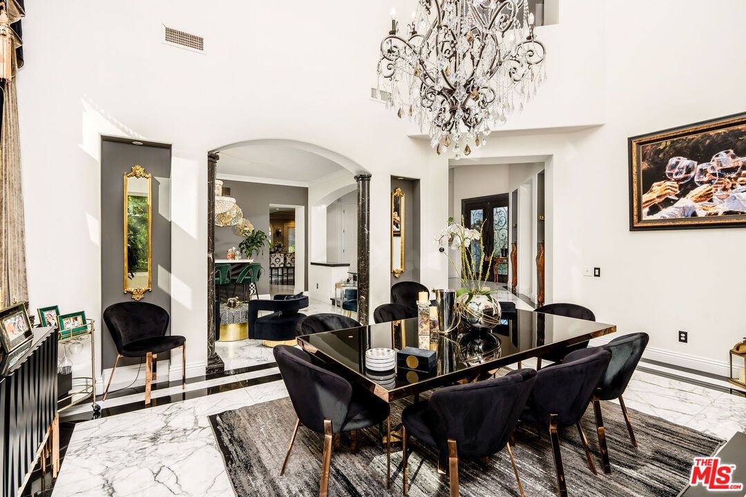 Chandelier, Dining room, Interior, Marble
