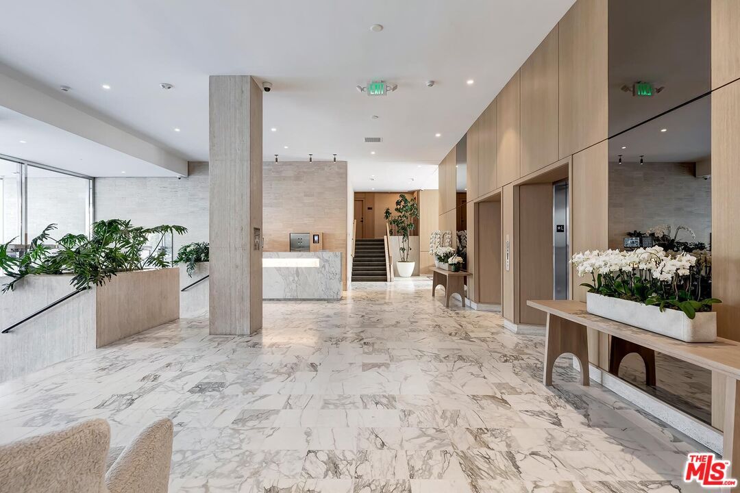 Interior, Marble, Recessed Lighting