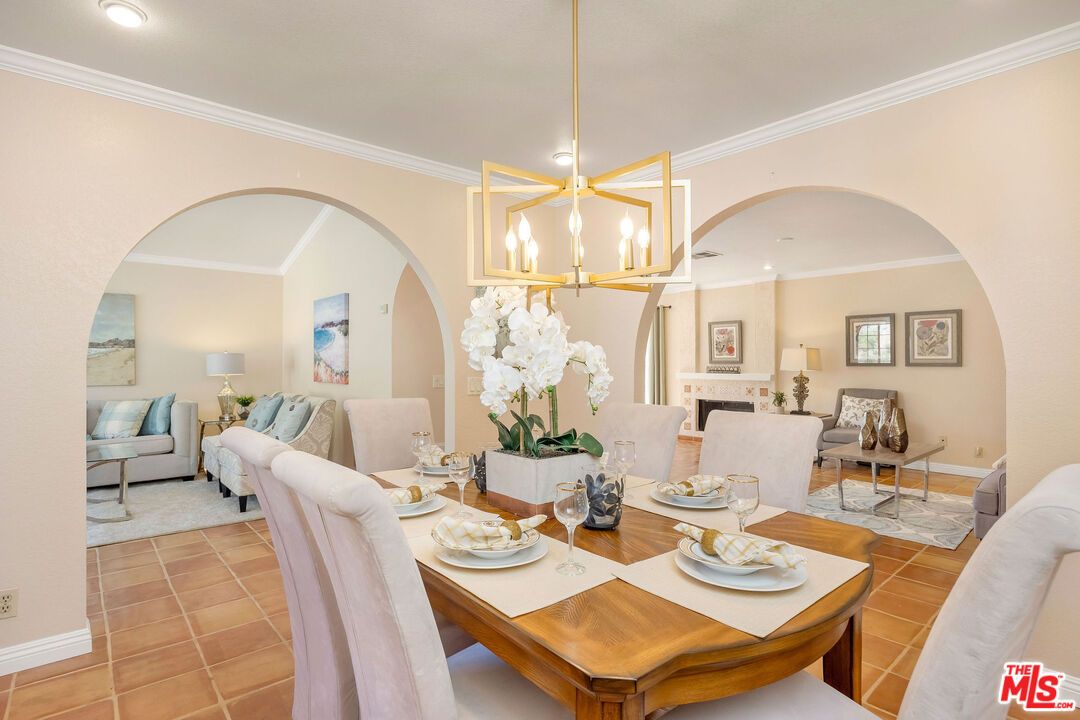 Dining room, Fireplace, Interior, Living room, Pendant Lights, Recessed Lighting