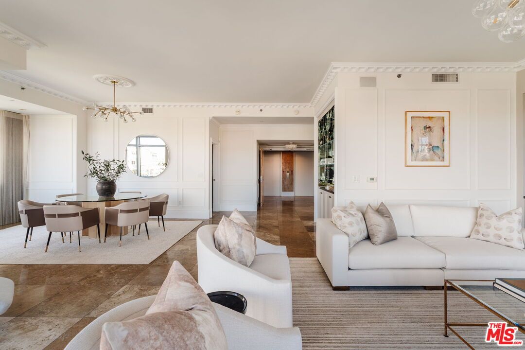 Dining room, Interior, Living room, Pendant Lights