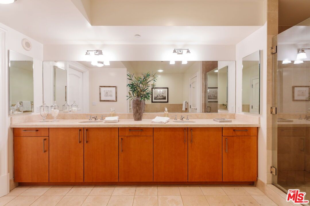 Bathroom, Dual Sink Vanities, Glass Shower, Interior