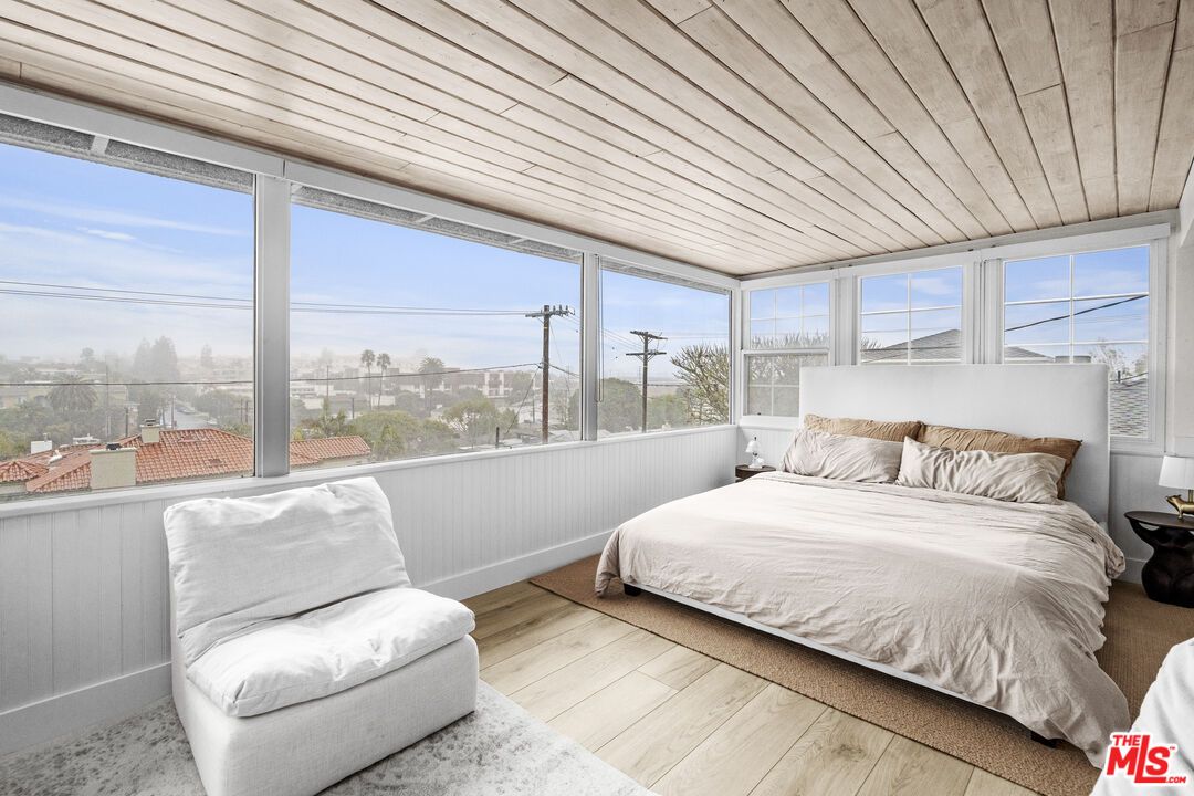 Bedroom, Interior, Sun Room, Wood Texture Flooring