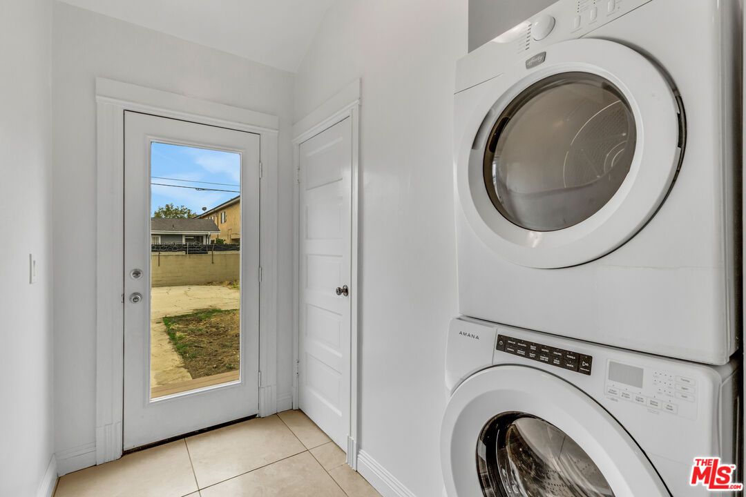 Interior, Utility Closets, Washer