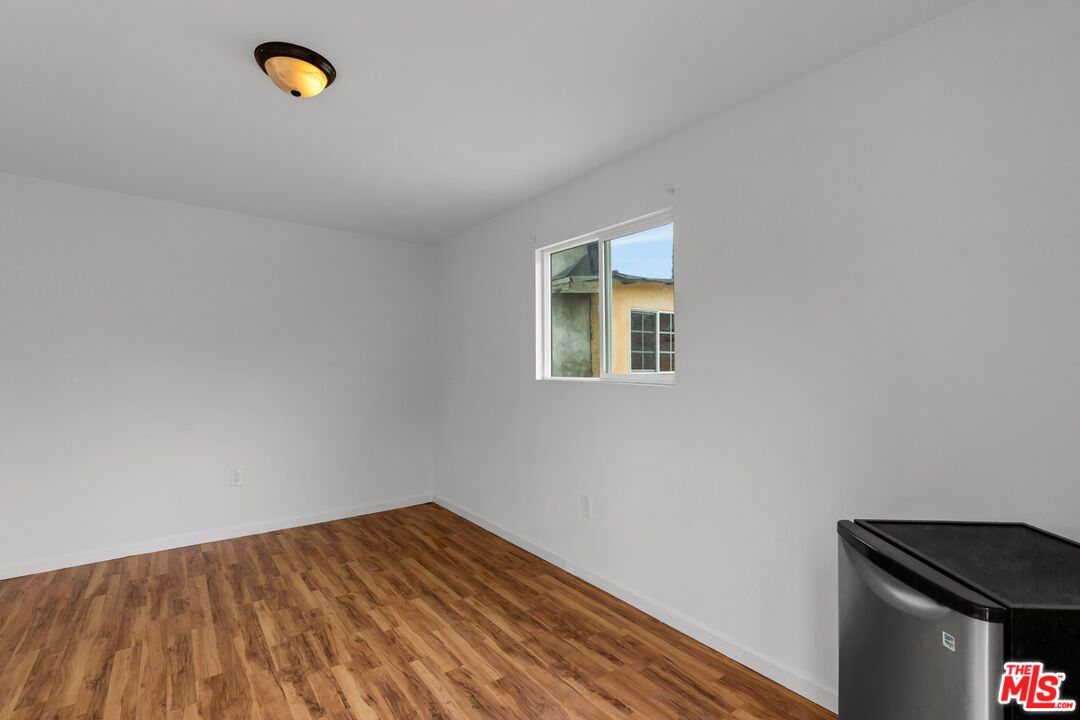 Bathroom, Empty room, Interior, Wood Texture Flooring