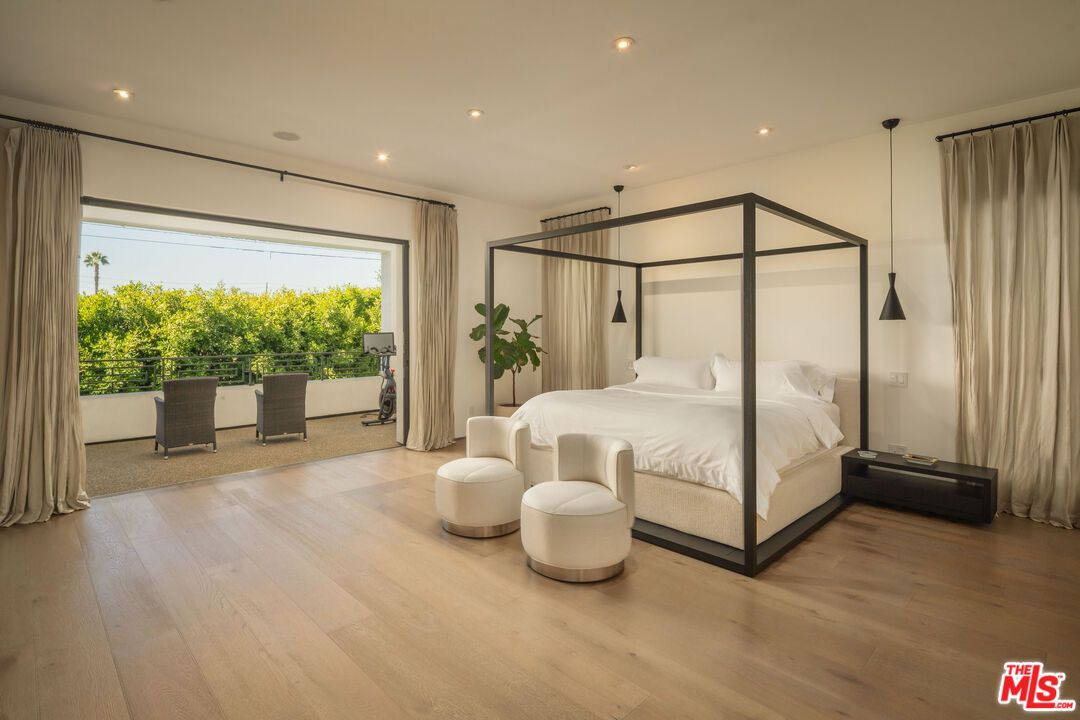 Bedroom, Interior, Pendant Lights, Recessed Lighting, Wood Texture Flooring