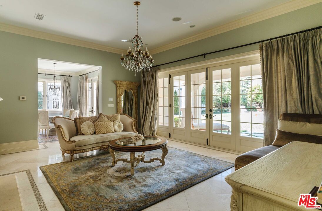 Chandelier, Interior, Living room, Recessed Lighting