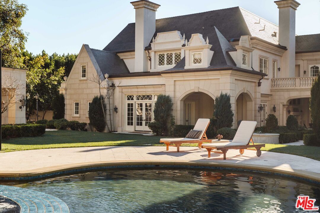 Exterior, Facade, Pool, French Provincial