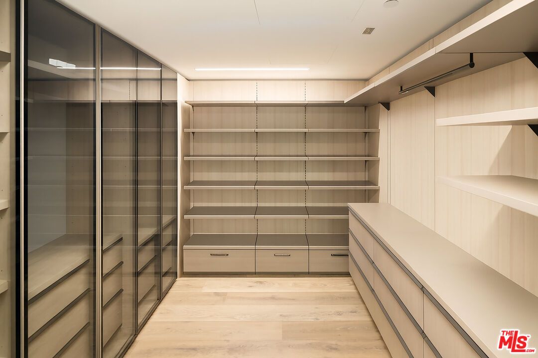 Interior, Recessed Lighting, Walk-in Closets, Wood Texture Flooring
