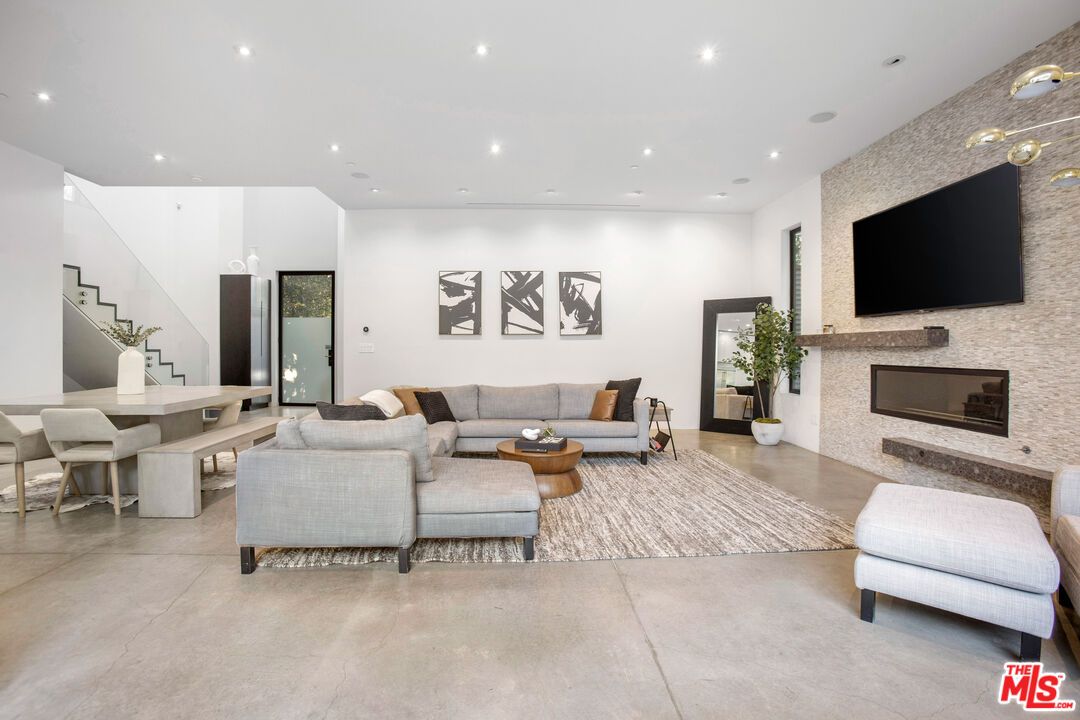 Dining room, Fireplace, Interior, Living room, Recessed Lighting