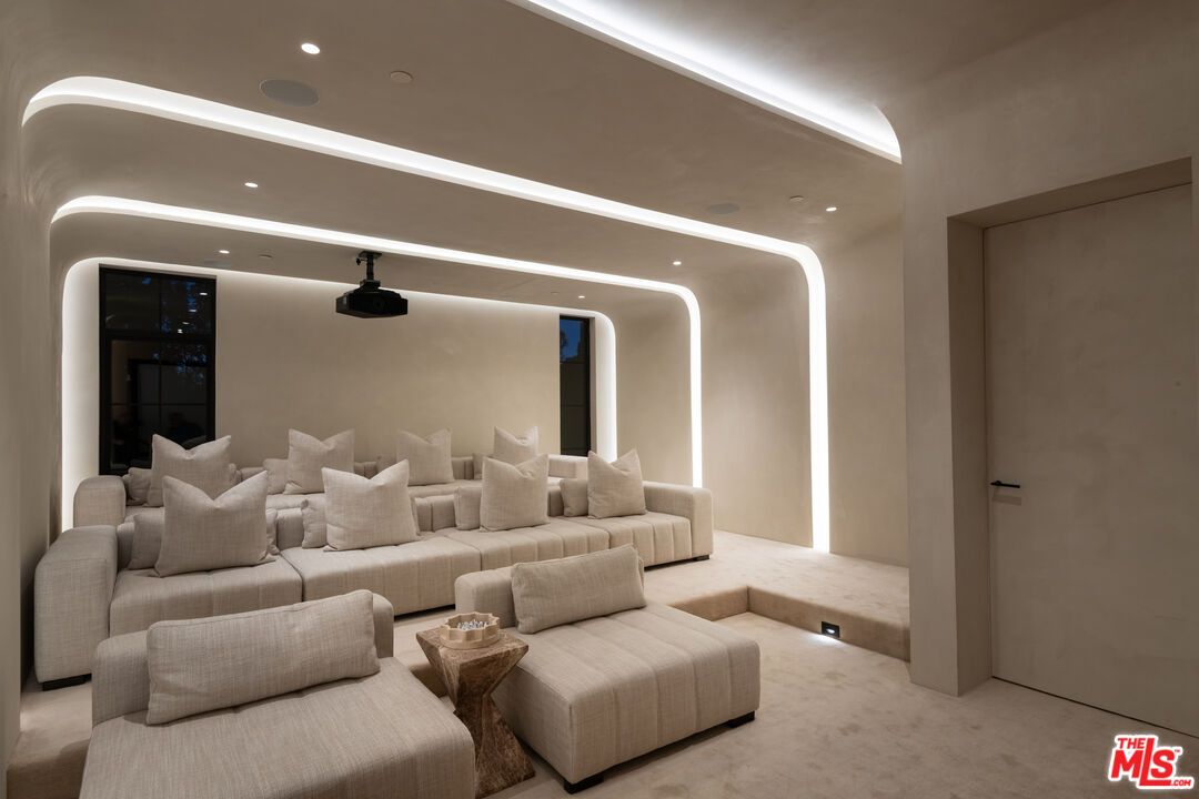 Interior, Recessed Lighting, Theatre Room