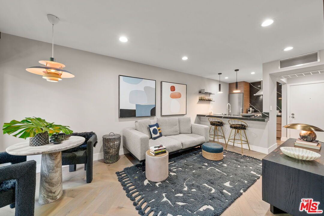 Dining room, Interior, Kitchen, Living room, Pendant Lights, Recessed Lighting, Wood Texture Flooring