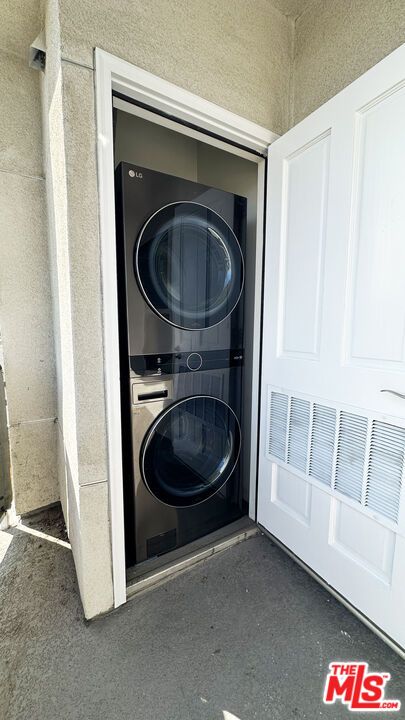 Interior, Utility Closets, Washer