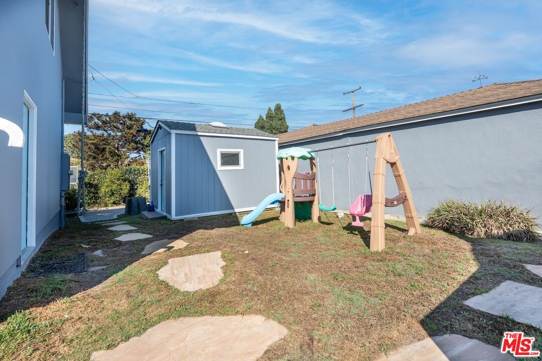 Backyard, Exterior, Playground