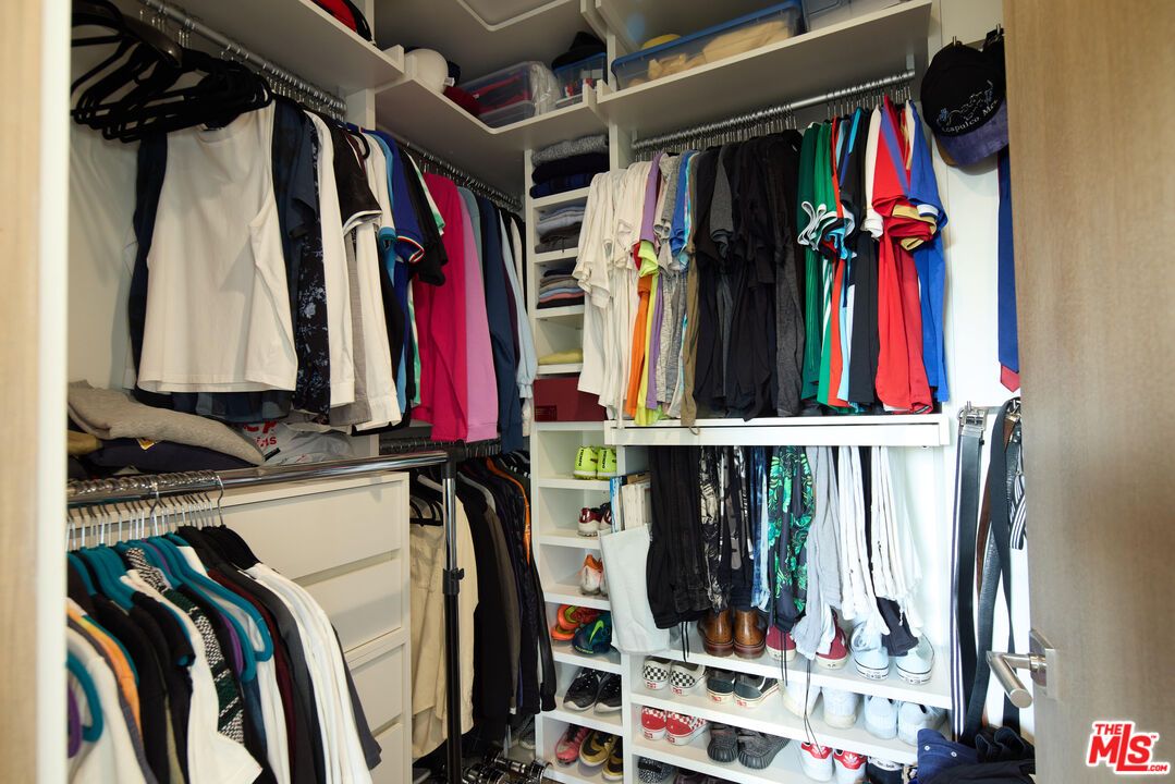 Interior, Walk-in Closets