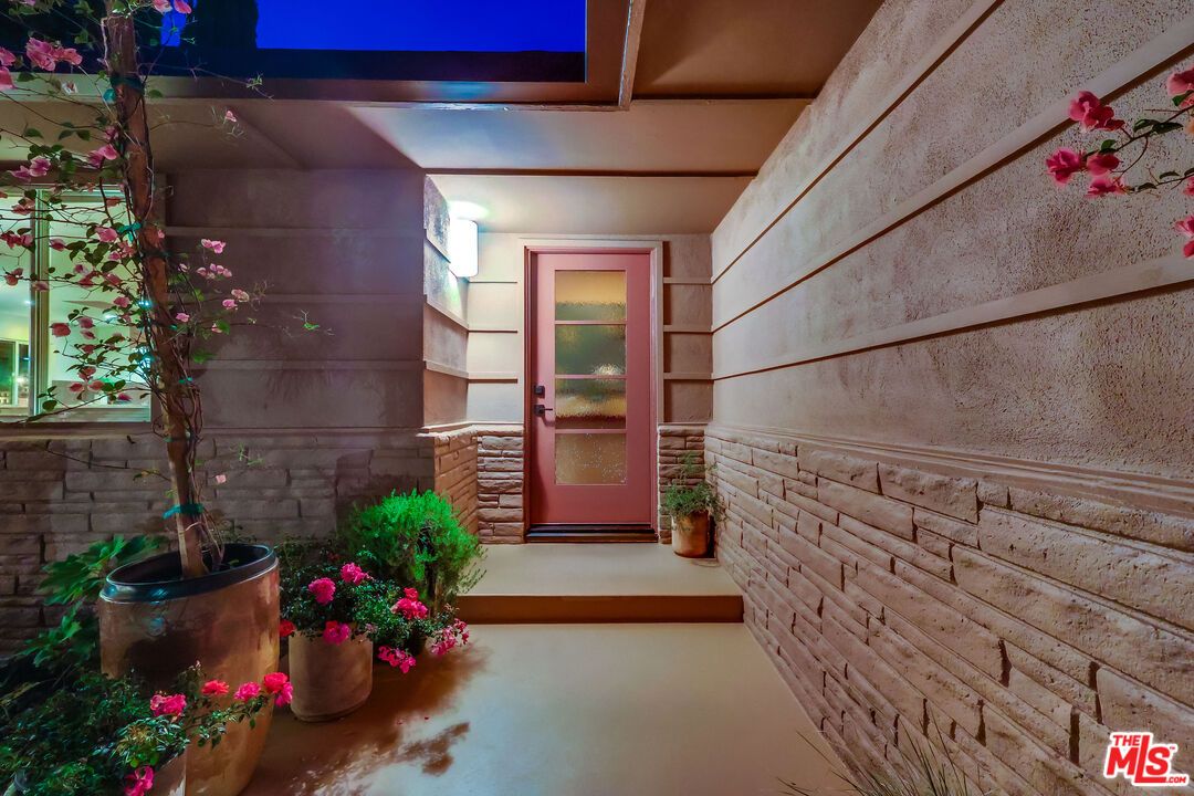 Exterior, Interior, Stone Walls