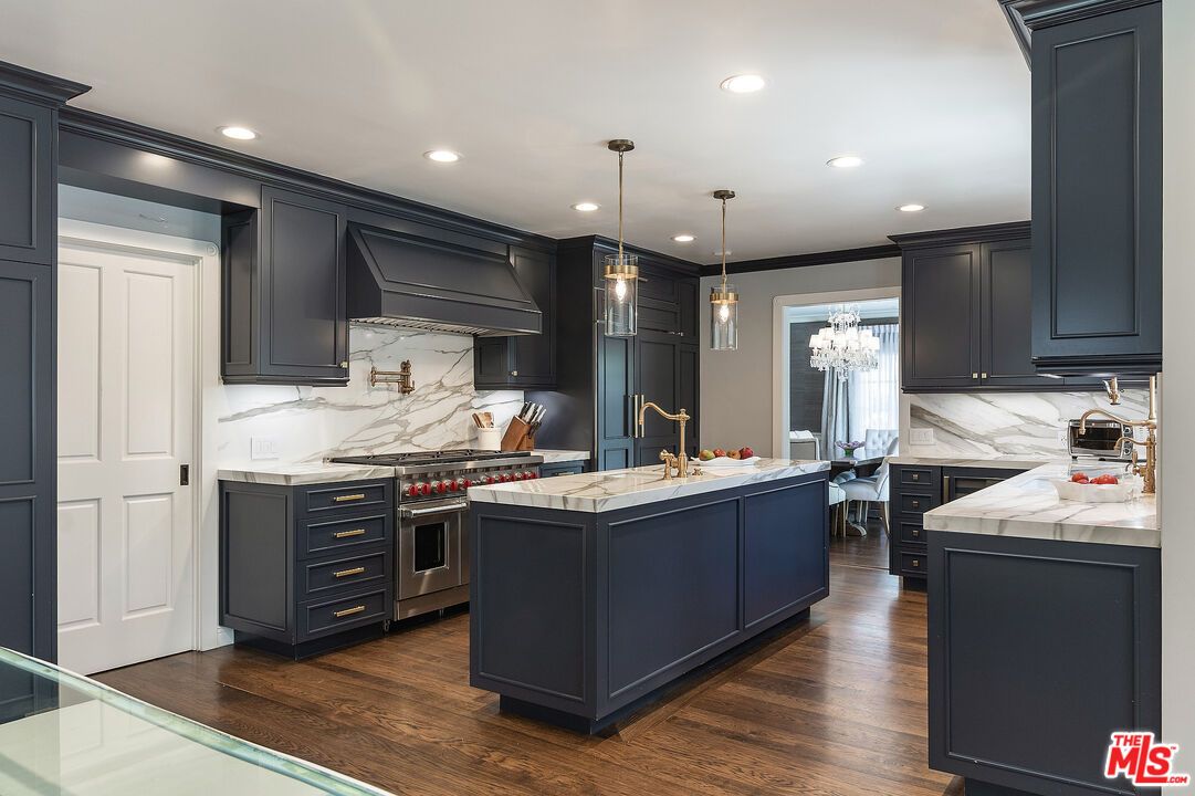 Interior, Kitchen, Marble Walls, Pendant Lights, Recessed Lighting, Wood Texture Flooring
