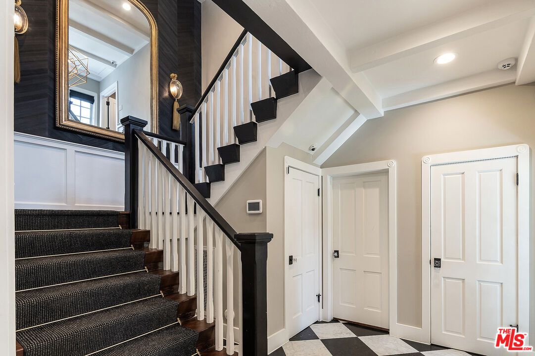 Interior, Recessed Lighting