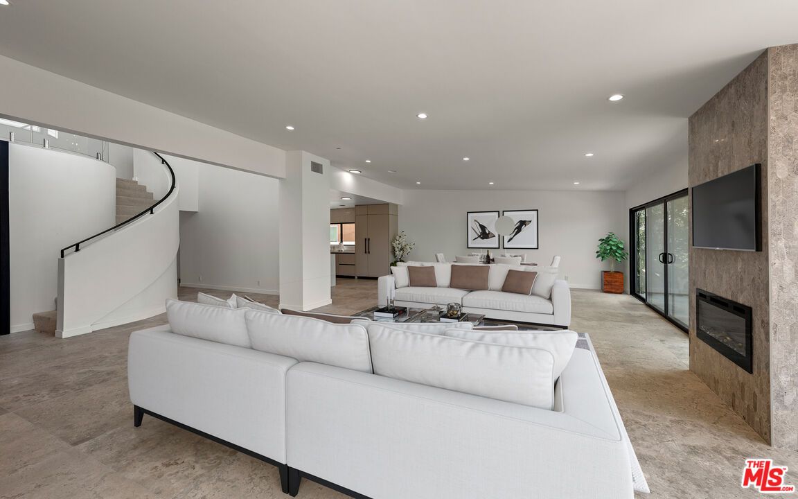 Fireplace, Interior, Living room, Recessed Lighting