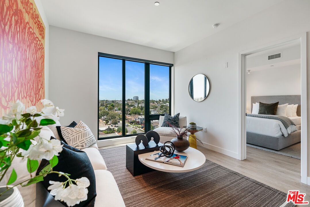 Bedroom, Interior, Living room, Recessed Lighting, Wood Texture Flooring