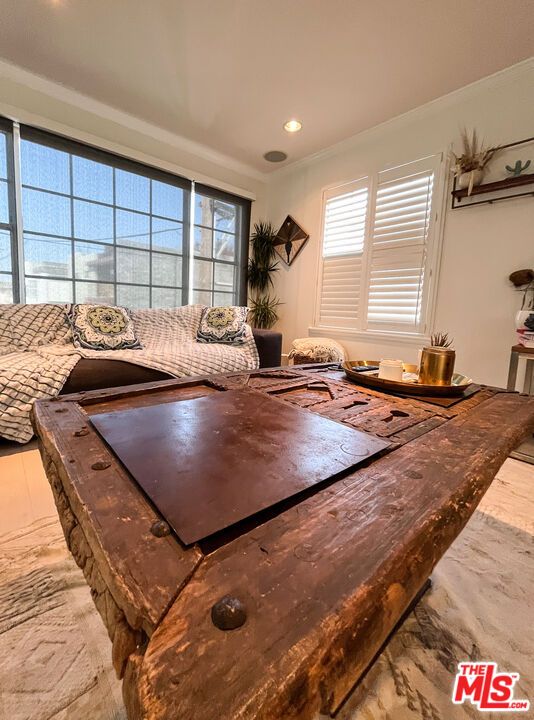 Game Room, Interior, Recessed Lighting