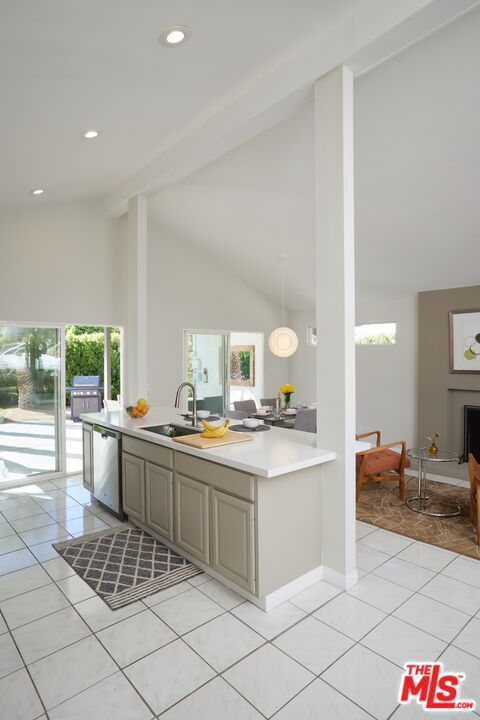 Interior, Kitchen, Pendant Lights, Recessed Lighting