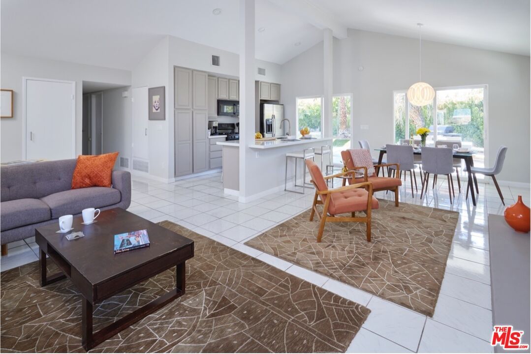 Dining room, Interior, Kitchen, Living room, Pendant Lights, Stainless Steel Appliances
