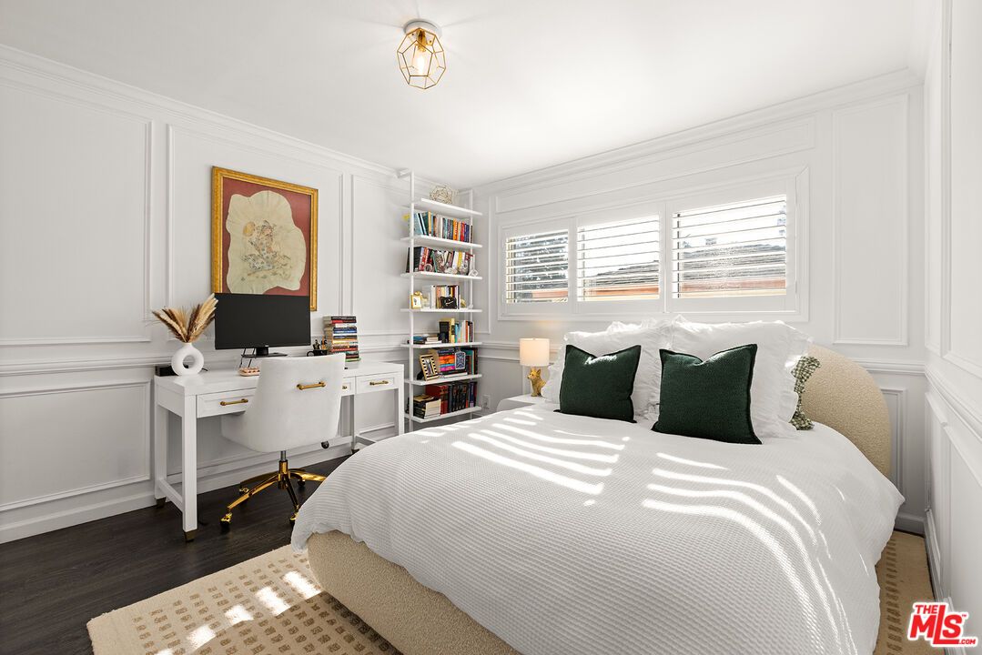 Bedroom, Home Office, Interior, Wood Texture Flooring