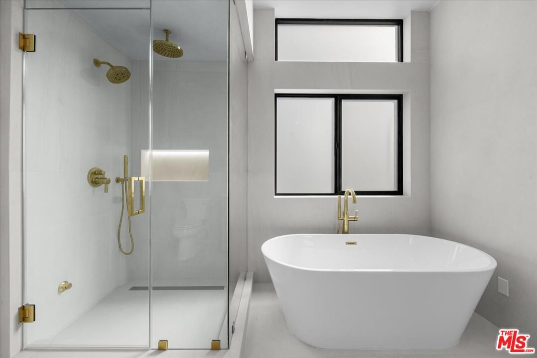 Bathroom, Free Standing Baths, Glass Shower, Interior