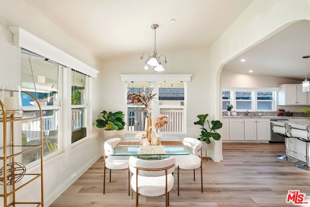 Dining room, Interior, Kitchen, Pendant Lights, Recessed Lighting, Water, Wood Texture Flooring