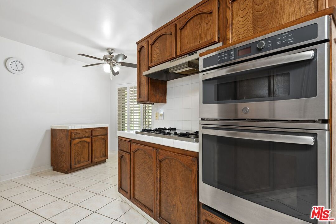 Interior, Kitchen, Tile Countertops