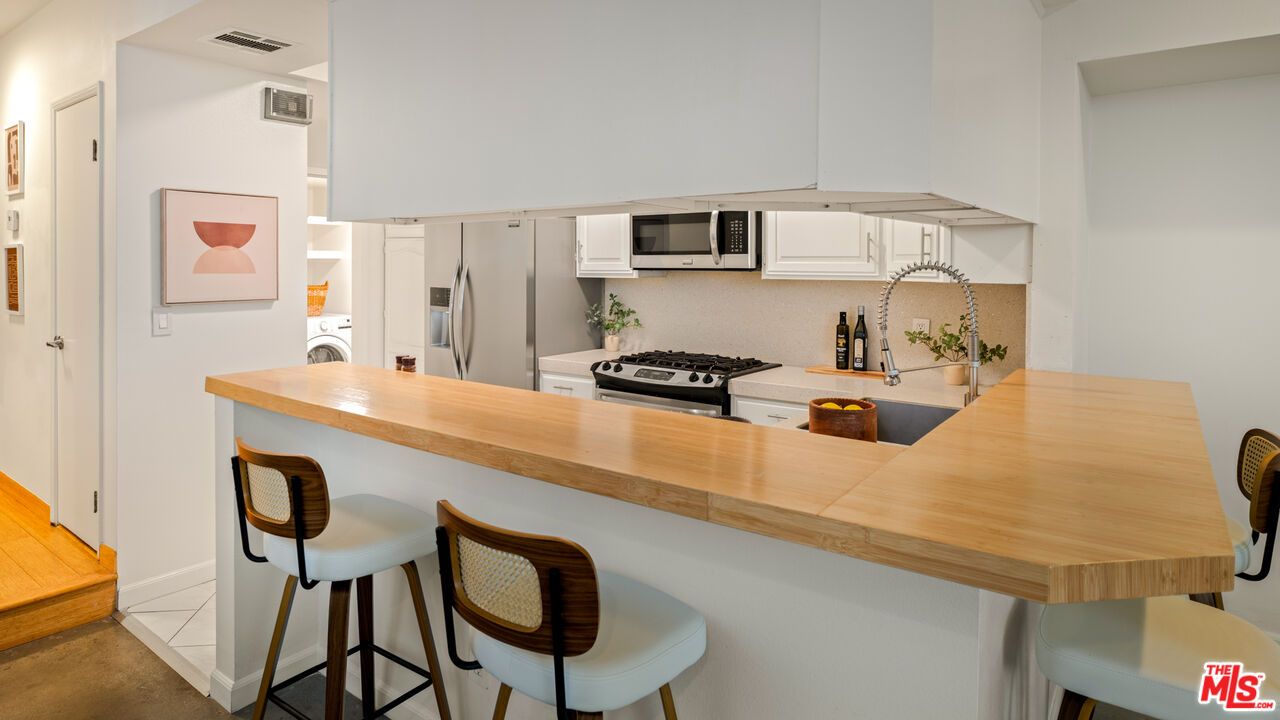 Interior, Kitchen, Stainless Steel Appliances