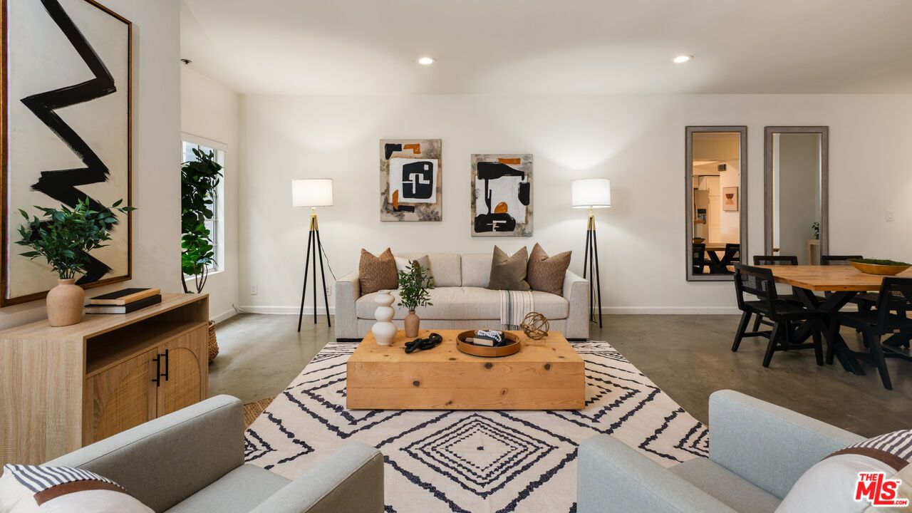 Dining room, Interior, Living room, Recessed Lighting